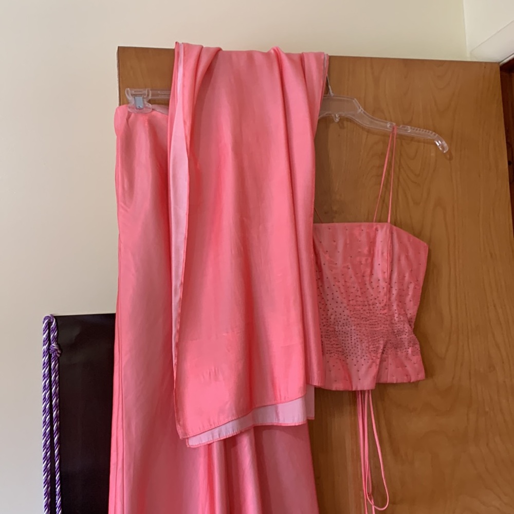 PROM DRESS two piece with shawl - Picture 7 of 7